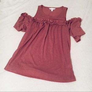 ⭐️ NWOT Lauren Conrad Mauve Ruffle Top